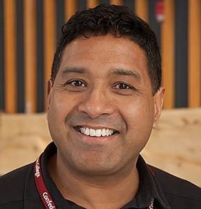 Picture of Troy Mangatal